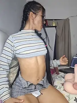 Alannys19 online show from June 21, 2:47 am
