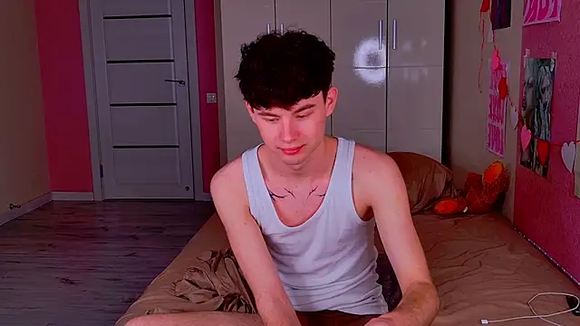 Snapshot of moon_Gloww chatting on March 22, 3:15 pm moon Gloww online show from March 22, 3:15 pm