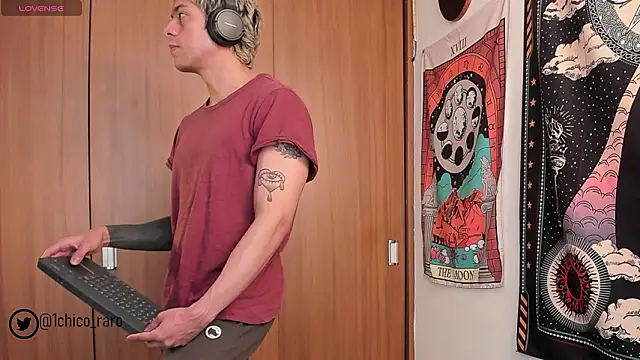 Snapshot of acid_timee chatting on February 9, 12:53 pm acid timee online show from February 9, 12:53 pm