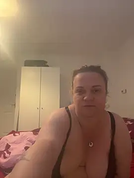 Piper Milf 36 online show from May 19, 2:12 pm