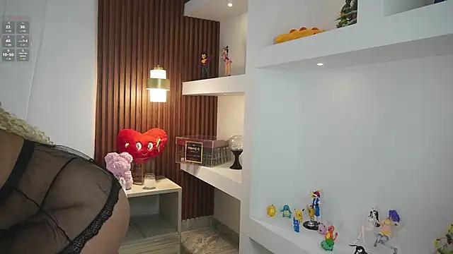 Snapshot of ZoeFantasyx chatting on February 13, 7:32 pm ZoeFantasyx online show from February 13, 7:32 pm