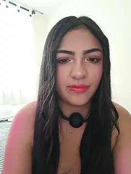 Snapshot of Alessia_fiore333 chatting on March 3, 2:23 pm Alessia fiore333 online show from March 3, 2:23 pm