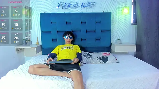 Adventurous Boys online show from February 26, 6:07 pm