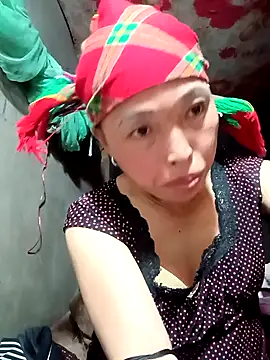 Snapshot of NAINKUTE chatting on February 15, 6:10 am NAINKUTE online show from February 15, 6:10 am