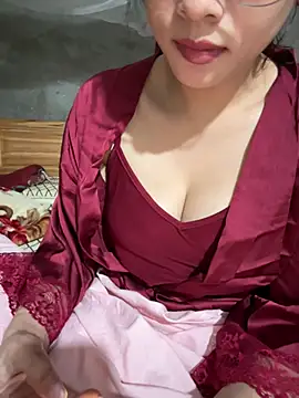 Snapshot of AYW-217 chatting on February 21, 2:51 pm AYW-217 online show from February 21, 2:51 pm