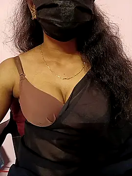 manu sexy  online show from March 18, 6:33 pm