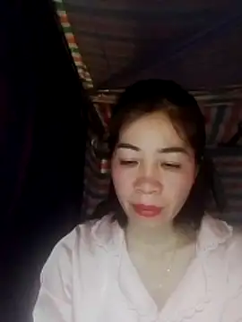 Snapshot of -Lundy- chatting on February 16, 9:38 am -Lundy- online show from February 16, 9:38 am