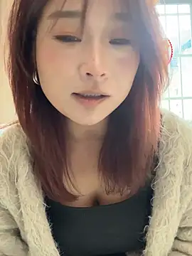 Snapshot of A-cola chatting on February 20, 7:10 am A-cola online show from February 20, 7:10 am