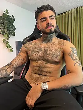Snapshot of Benjii_Carter1 chatting on June 26, 12:59 am Benjii Carter1 online show from June 26, 12:59 am