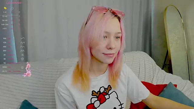 EmilyTrase online show from April 16, 1:06 am