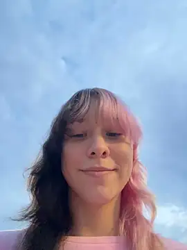 Snapshot of EmilyTrase chatting on July 22, 2:42 pm EmilyTrase online show from July 22, 2:42 pm