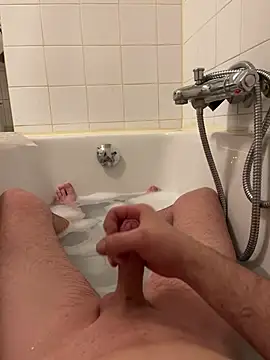 DeN strip online show from March 26, 6:35 pm