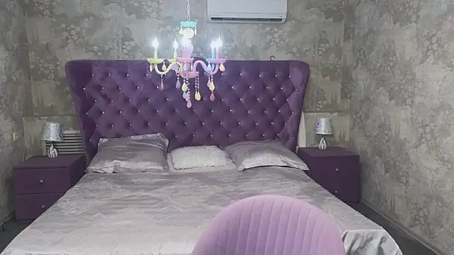 Anna Kenan online show from February 12, 8:42 am