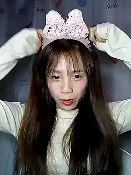 Snapshot of -Bada- chatting on March 11, 2:23 pm -Bada- online show from March 11, 2:23 pm