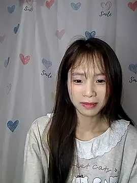 Snapshot of -Bada- chatting on March 18, 1:42 am -Bada- online show from March 18, 1:42 am