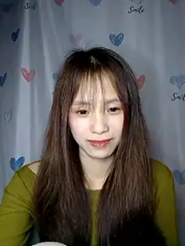 Snapshot of -Bada- chatting on April 1, 1:41 pm -Bada- online show from April 1, 1:41 pm