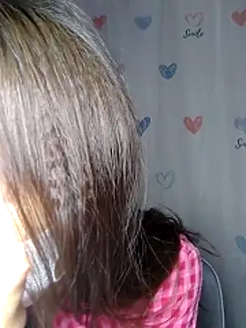 Snapshot of -Bada- chatting on April 3, 6:00 am -Bada- online show from April 3, 6:00 am