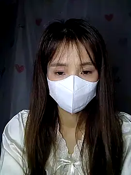 Snapshot of -Bada- chatting on April 11, 1:43 am -Bada- online show from April 11, 1:43 am