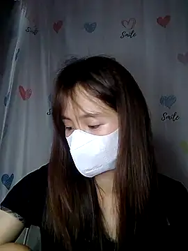 Snapshot of -Bada- chatting on April 13, 1:27 pm -Bada- online show from April 13, 1:27 pm