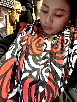 Snapshot of HUONG19999 chatting on February 10, 1:48 pm HUONG19999 online show from February 10, 1:48 pm