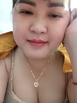 Snapshot of Kee-kimlee chatting on March 6, 2:35 pm Kee-kimlee online show from March 6, 2:35 pm