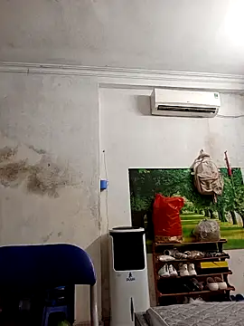 Snapshot of Kee-kimlee chatting on March 14, 4:07 am Kee-kimlee online show from March 14, 4:07 am