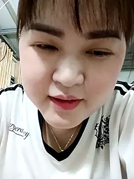 Snapshot of Kee-kimlee chatting on March 20, 7:57 am Kee-kimlee online show from March 20, 7:57 am