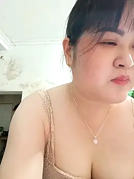 Snapshot of Kee-kimlee chatting on March 31, 4:24 am Kee-kimlee online show from March 31, 4:24 am