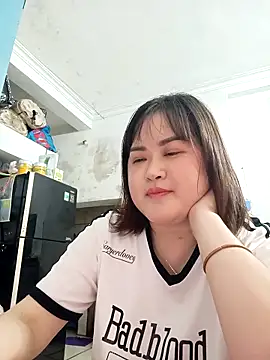 Snapshot of Kee-kimlee chatting on April 12, 2:44 pm Kee-kimlee online show from April 12, 2:44 pm