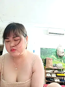 Snapshot of Kee-kimlee chatting on April 26, 1:47 am Kee-kimlee online show from April 26, 1:47 am