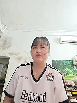 Snapshot of Kee-kimlee chatting on May 29, 12:08 am Kee-kimlee online show from May 29, 12:08 am