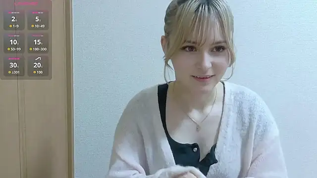 Snapshot of e_ri_ka93 chatting on April 29, 4:00 pm e ri ka93 online show from April 29, 4:00 pm
