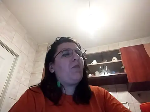 Snapshot of dana92vat chatting on February 23, 10:18 pm dana92vat online show from February 23, 10:18 pm