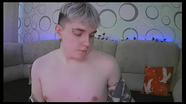 Snapshot of heatctrl chatting on February 27, 1:00 pm heatctrl online show from February 27, 1:00 pm