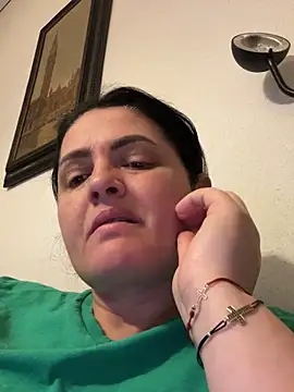 Snapshot of Sony28v chatting on February 12, 7:14 am Sony28v online show from February 12, 7:14 am