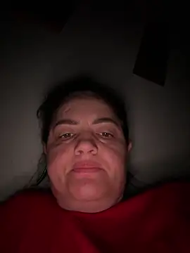 Snapshot of Sony28v chatting on February 15, 5:04 am Sony28v online show from February 15, 5:04 am