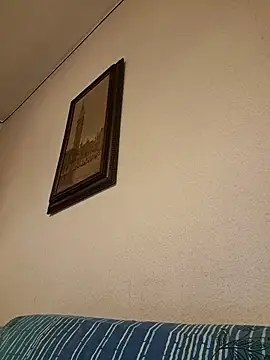 Snapshot of Sony28v chatting on February 19, 7:26 am Sony28v online show from February 19, 7:26 am