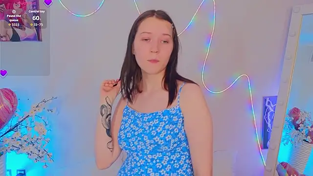 MmollyMay online show from February 11, 10:09 am