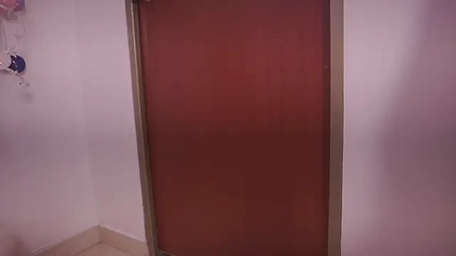 Shopie Colucci online show from March 11, 8:59 pm