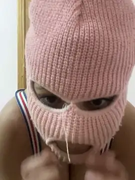 faettaa online show from February 13, 3:19 pm