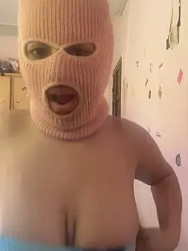 faettaa online show from February 23, 10:12 am