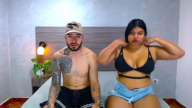 Paulina And Tayron online show from February 14, 12:46 pm