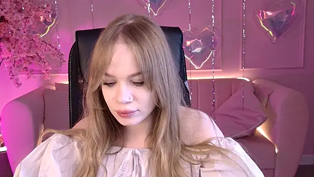 Snapshot of AmyNox chatting on February 16, 5:58 am AmyNox online show from February 16, 5:58 am