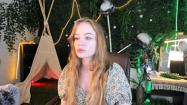 Snapshot of AmyNox chatting on June 26, 1:04 pm AmyNox online show from June 26, 1:04 pm