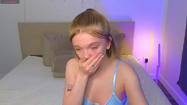 StellaBunny online show from April 6, 4:10 am