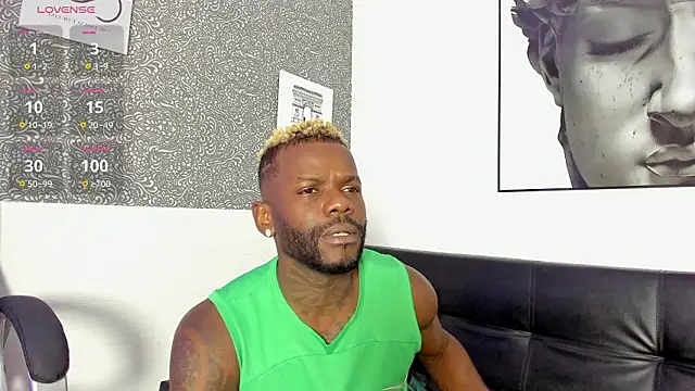 Mark Vega online show from March 11, 3:01 am