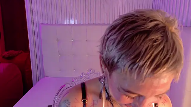 Everlyn sexx online show from February 13, 12:12 pm