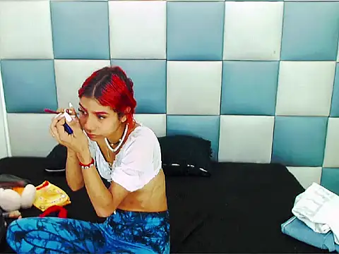 TifannyAmateur online show from February 22, 1:31 pm