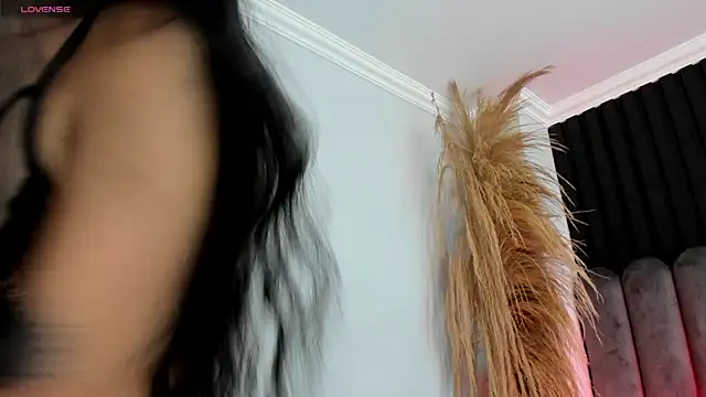 Lanadelrey 1 online show from March 30, 12:06 pm