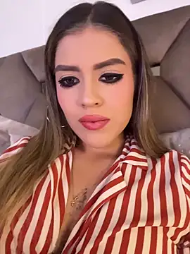GabrielaS  online show from May 22, 10:15 pm